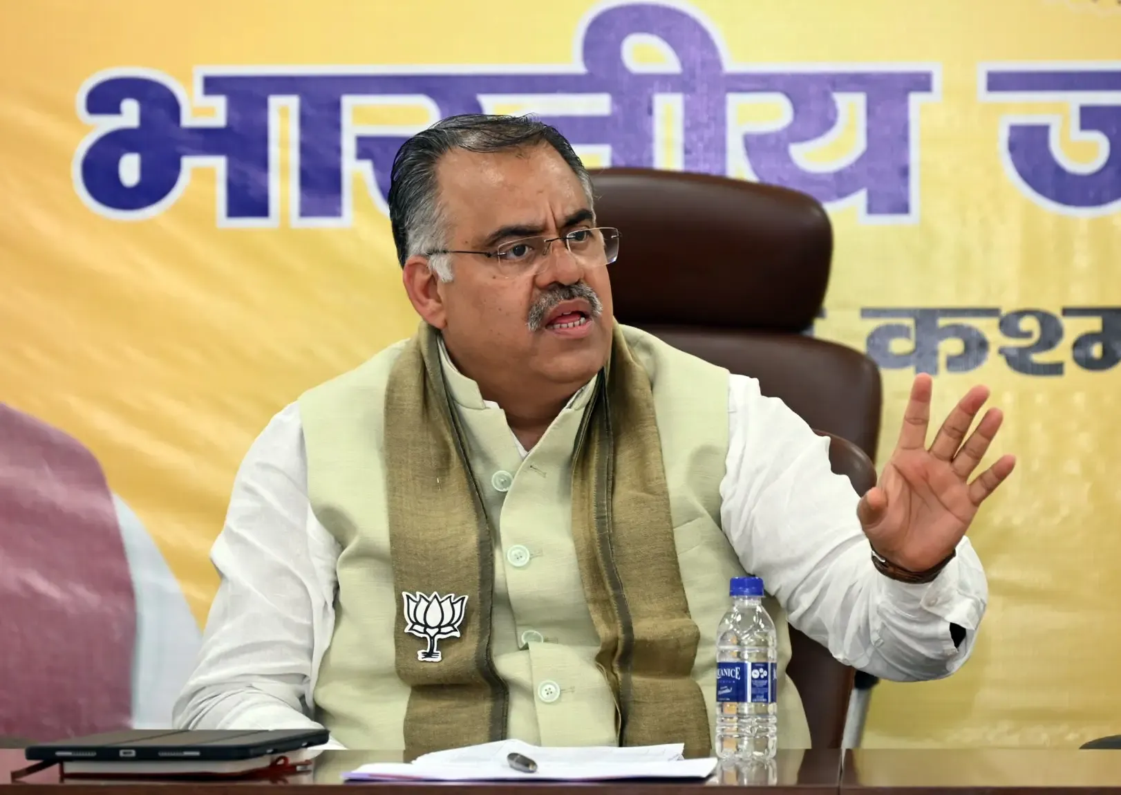 क्या कोलकाता गैंगरेप को 'छोटी घटना' बताना टीएमसी नेता का अपमान है?