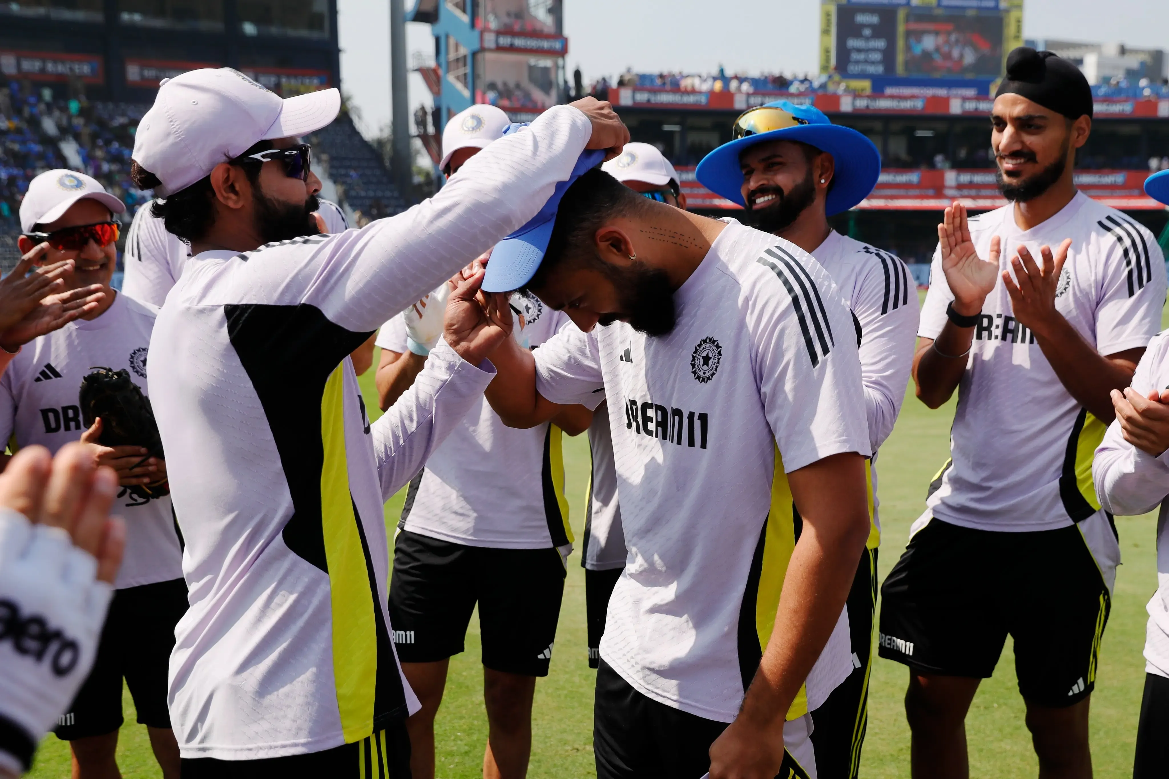 2nd ODI: Kohli Makes Comeback, Varun Debuts as England Chooses to Bat First Against India