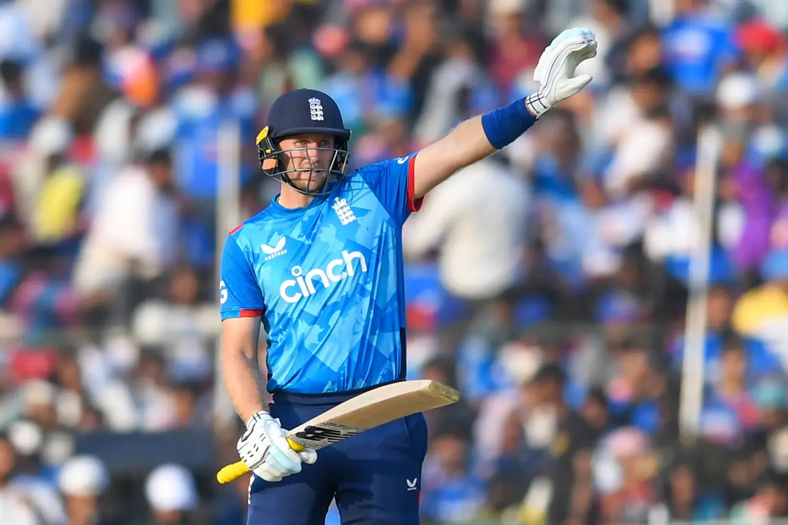 Second ODI: Root and Duckett Shine with Fifties, Livingstone Adds 41 as England Sets 304