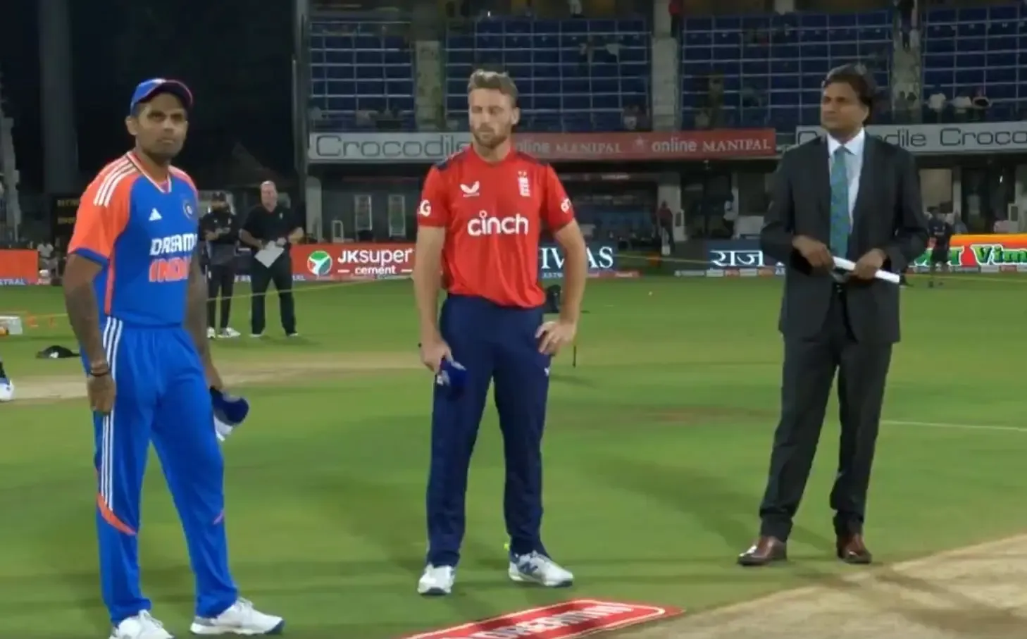 2nd T20I: Smith and Carse Selected, Sundar and Jurel Join India as Captain Yadav Opts to Bowl First Against England