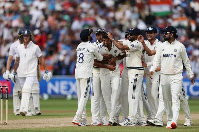 Can Akash and Washington Propel India to a Historic Victory?