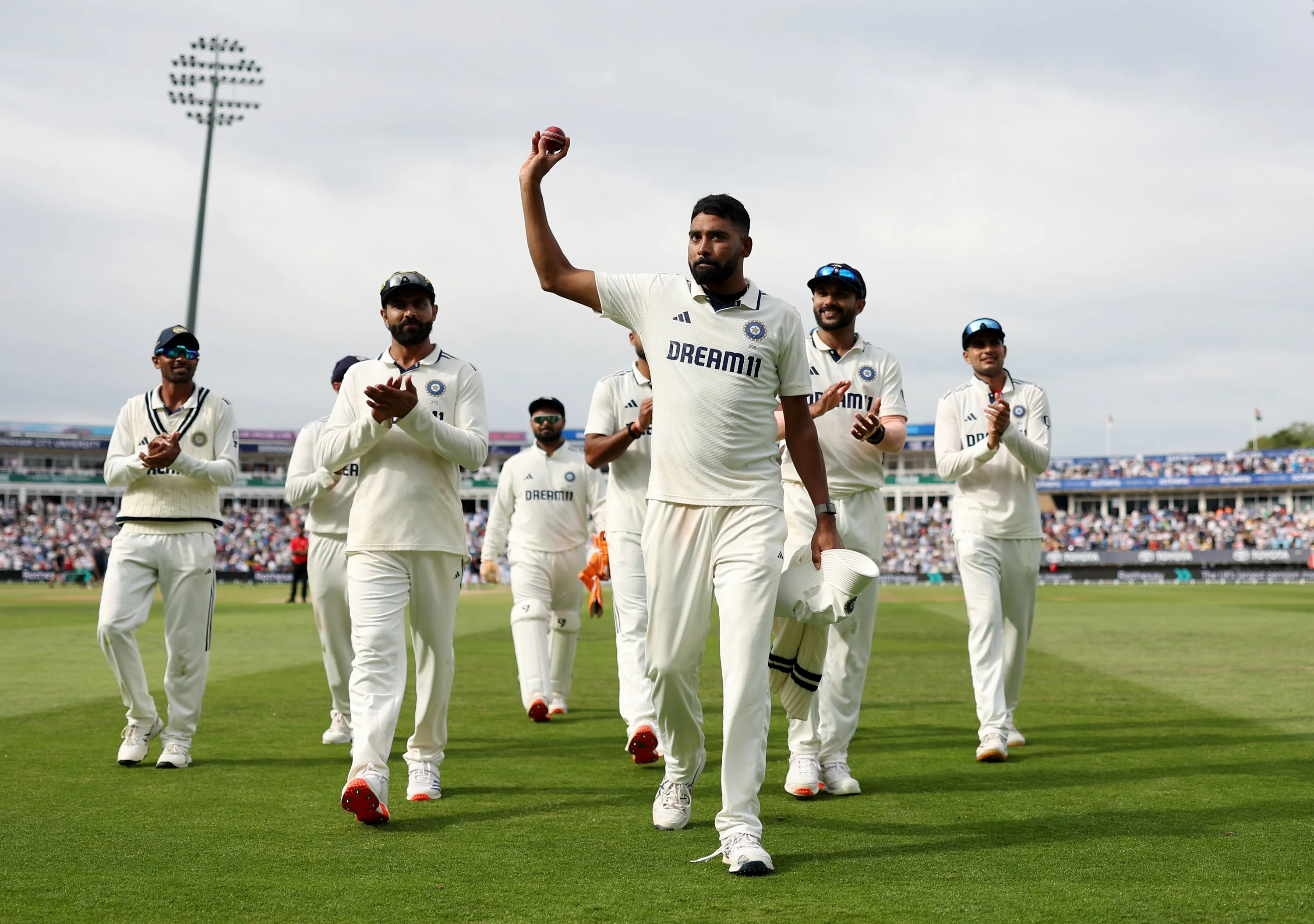 How did India maintain their dominance despite Smith and Brook's resilience?