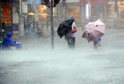 What Caused the Death of 38 People in China Due to Heavy Rain?