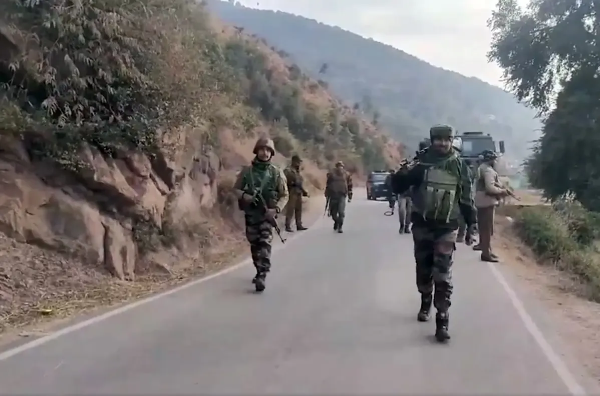 Four Army Soldiers Injured in Road Mishap in Poonch, J&K