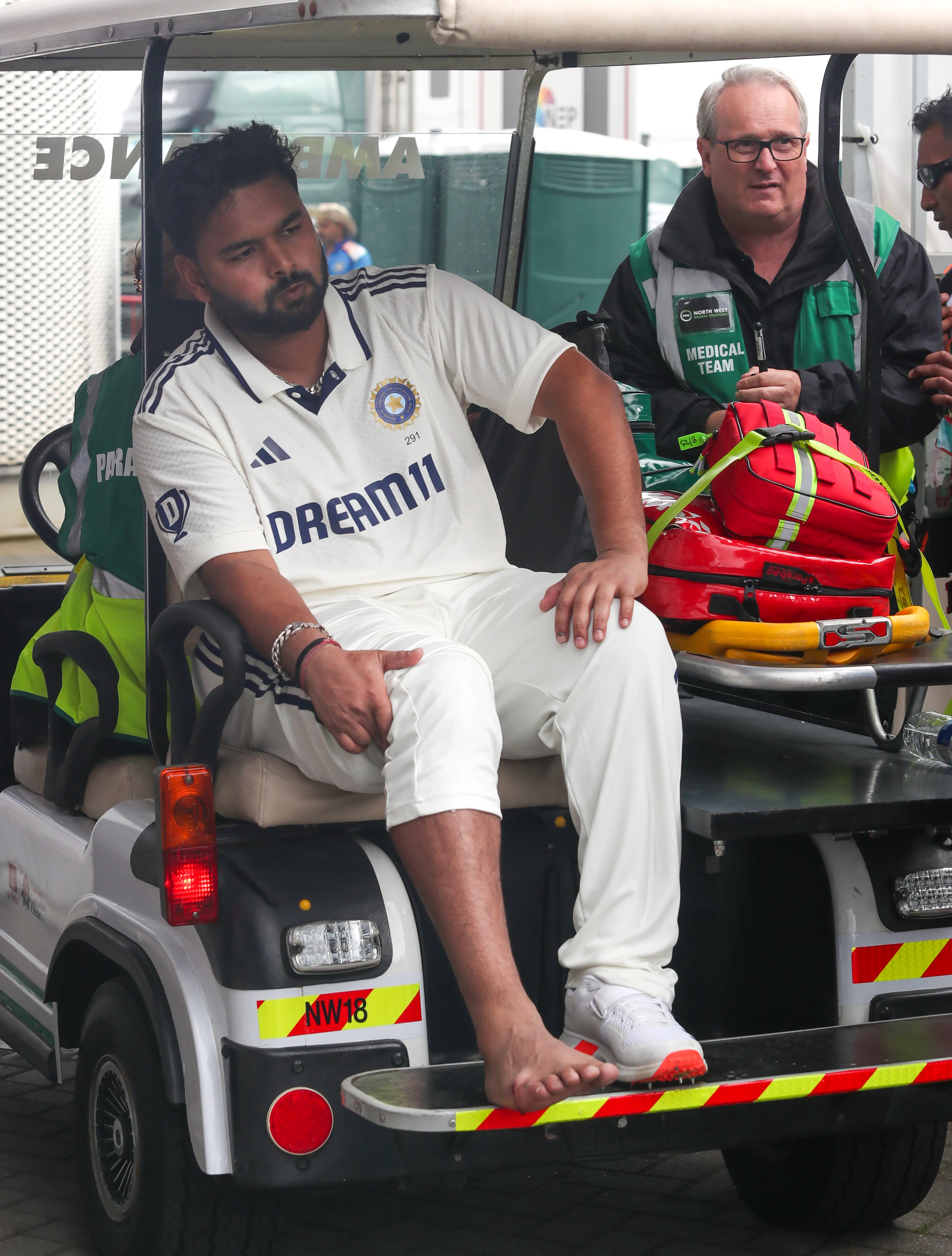 Will Rishabh Pant Bat Again Despite His Foot Fracture?
