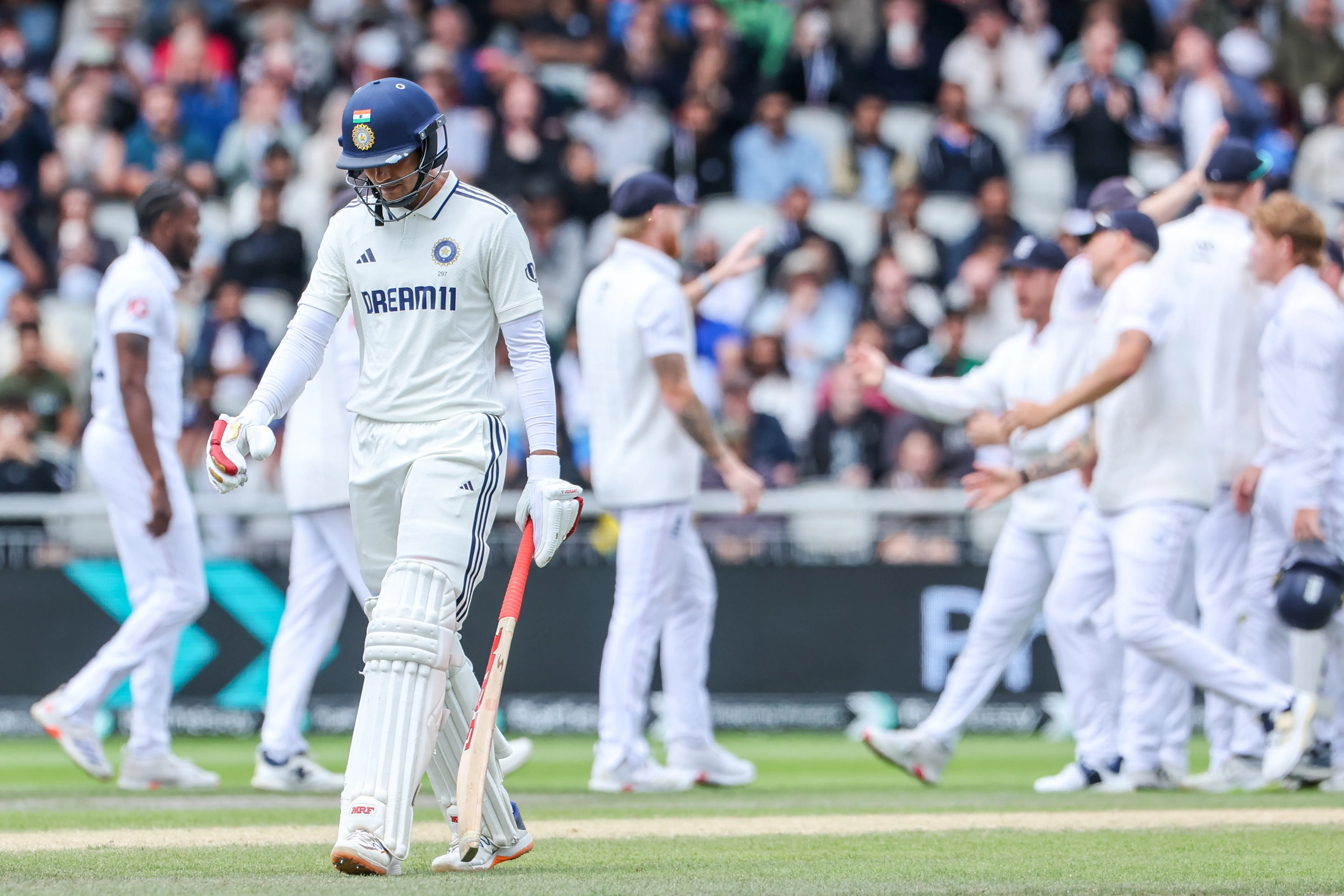 Can Shubman Gill and KL Rahul Save India from Defeat?