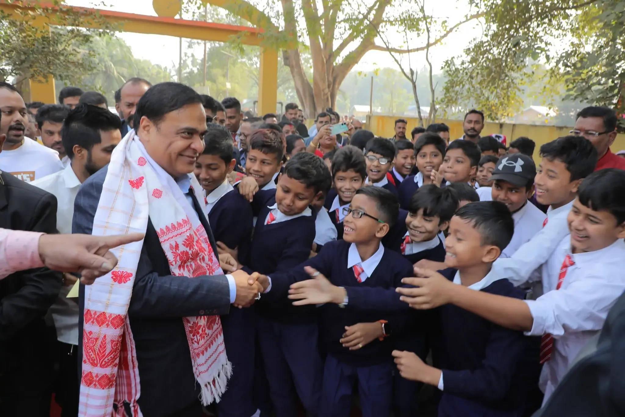 Assam CM Announces Redevelopment of 500 Schools with Modern Facilities
