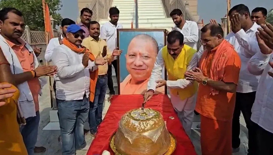 Did a 53 kg laddu 'cake' mark Yogi Adityanath's birthday?