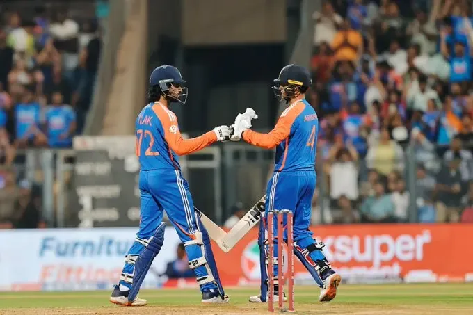 5th T20I: Abhishek Sharma Achieves Historic Second-Fastest Fifty as India Posts Record Powerplay Score