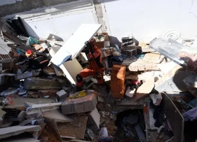 What happened during the 6.1-magnitude earthquake in Turkey?