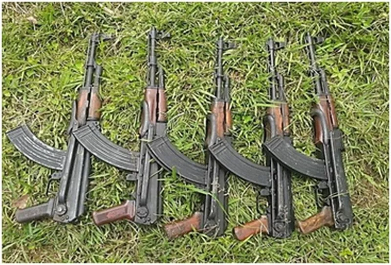 Armed Cadres Steal 6 SLRs and 3 AK Rifles from Manipur Rifles Outpost in Thoubal