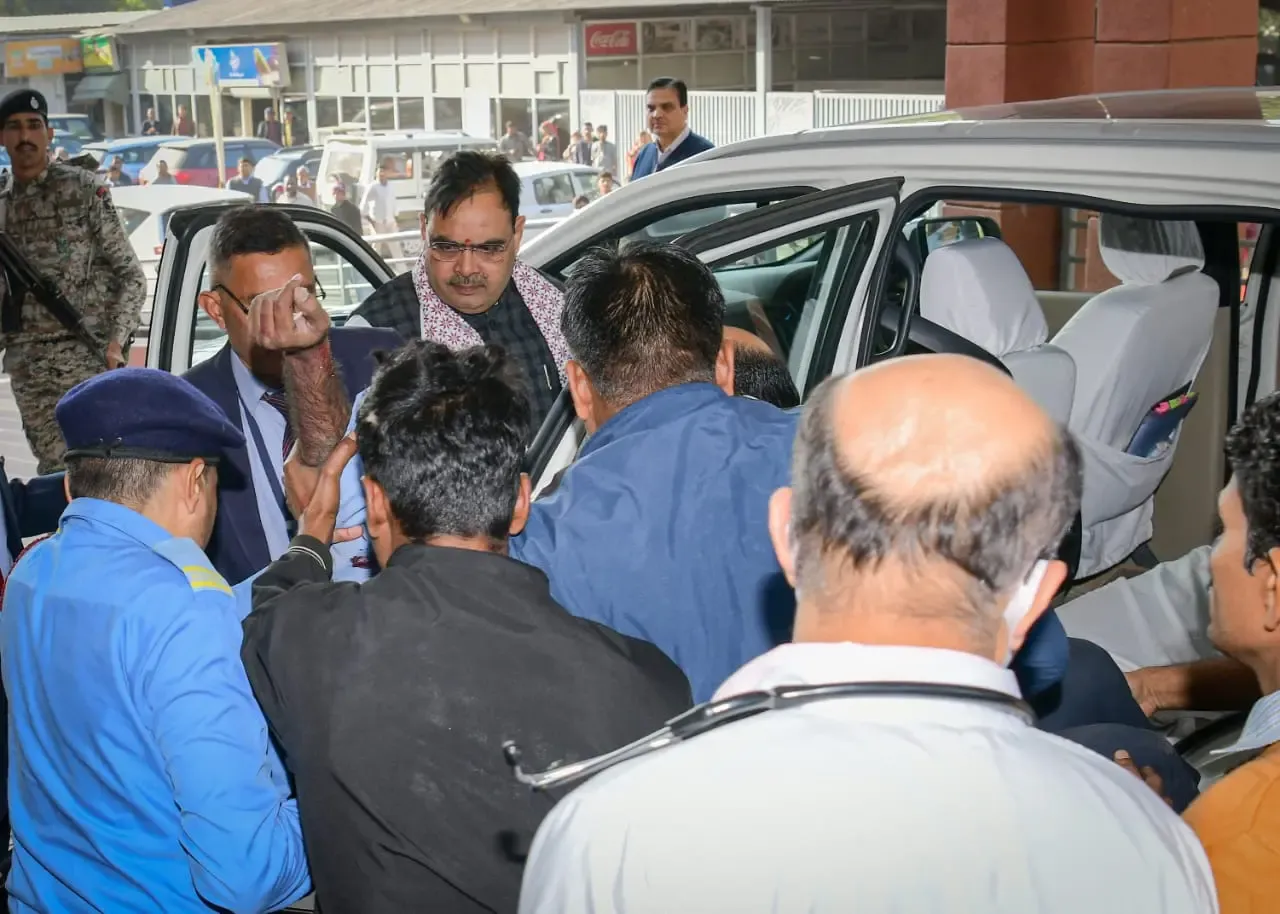 Seven Injured in Collision with Rajasthan CM's Convoy