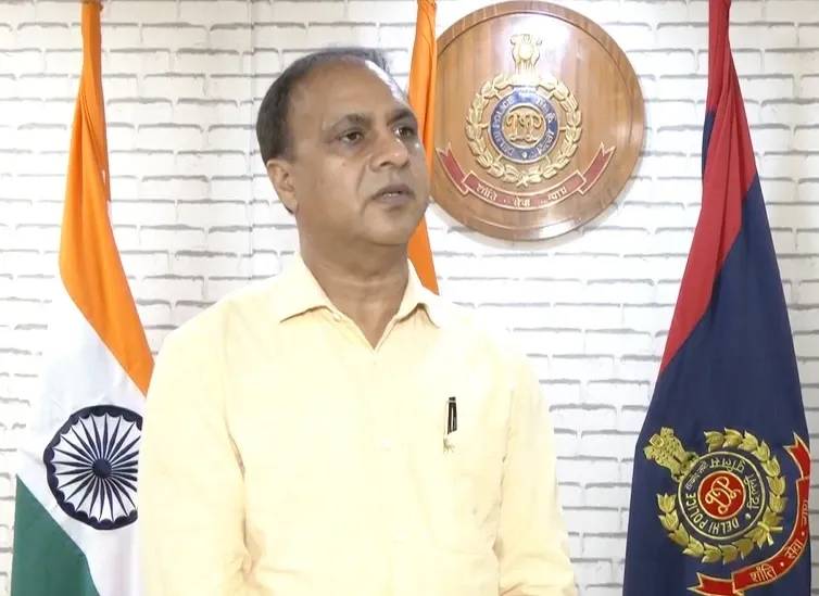 Will 900 Illegal Bangladeshi Nationals in Delhi Be Deported?