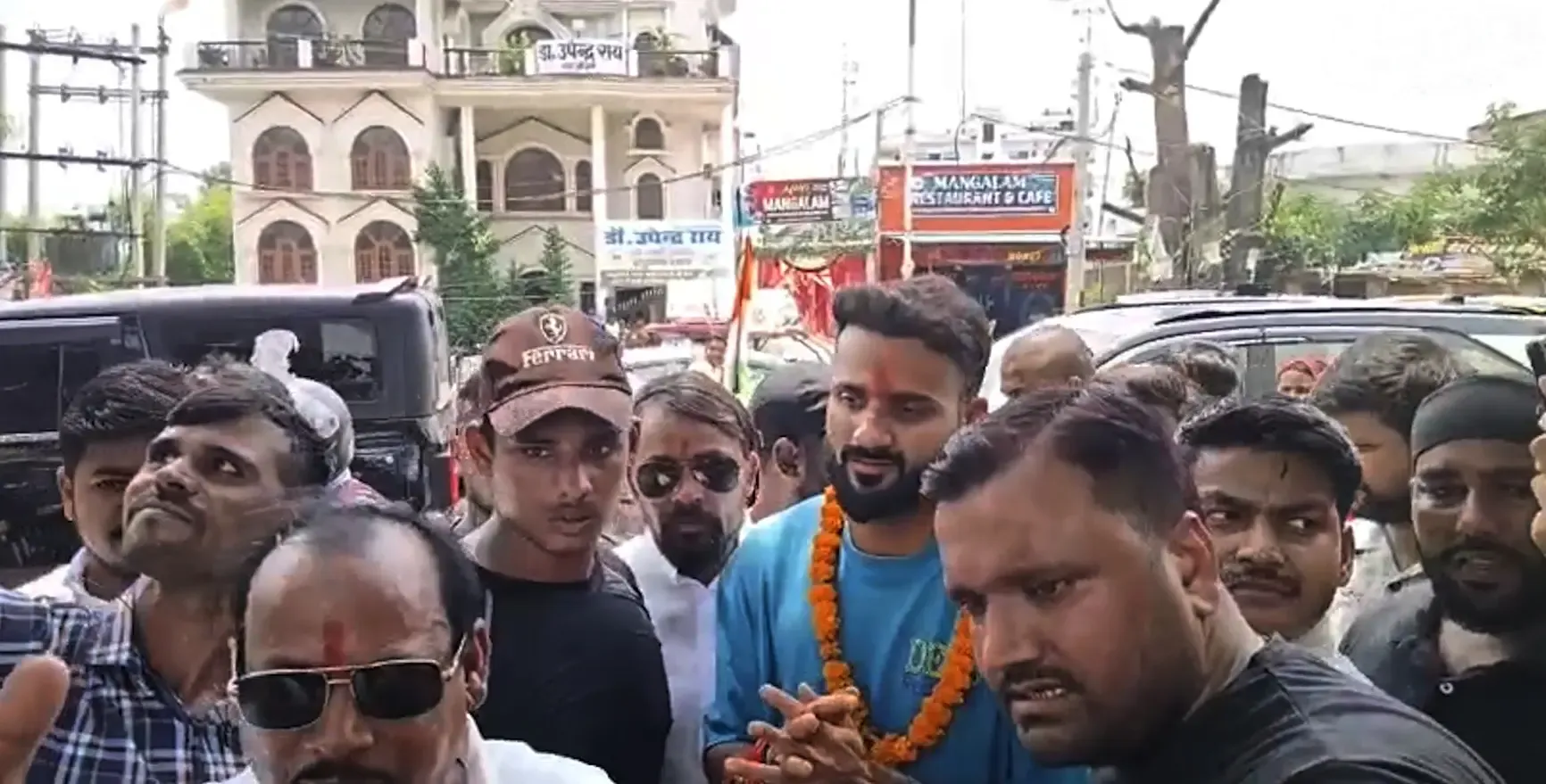 क्या इंग्लैंड से लौटने पर आकाश दीप का रोहतास में जोरदार स्वागत हुआ?