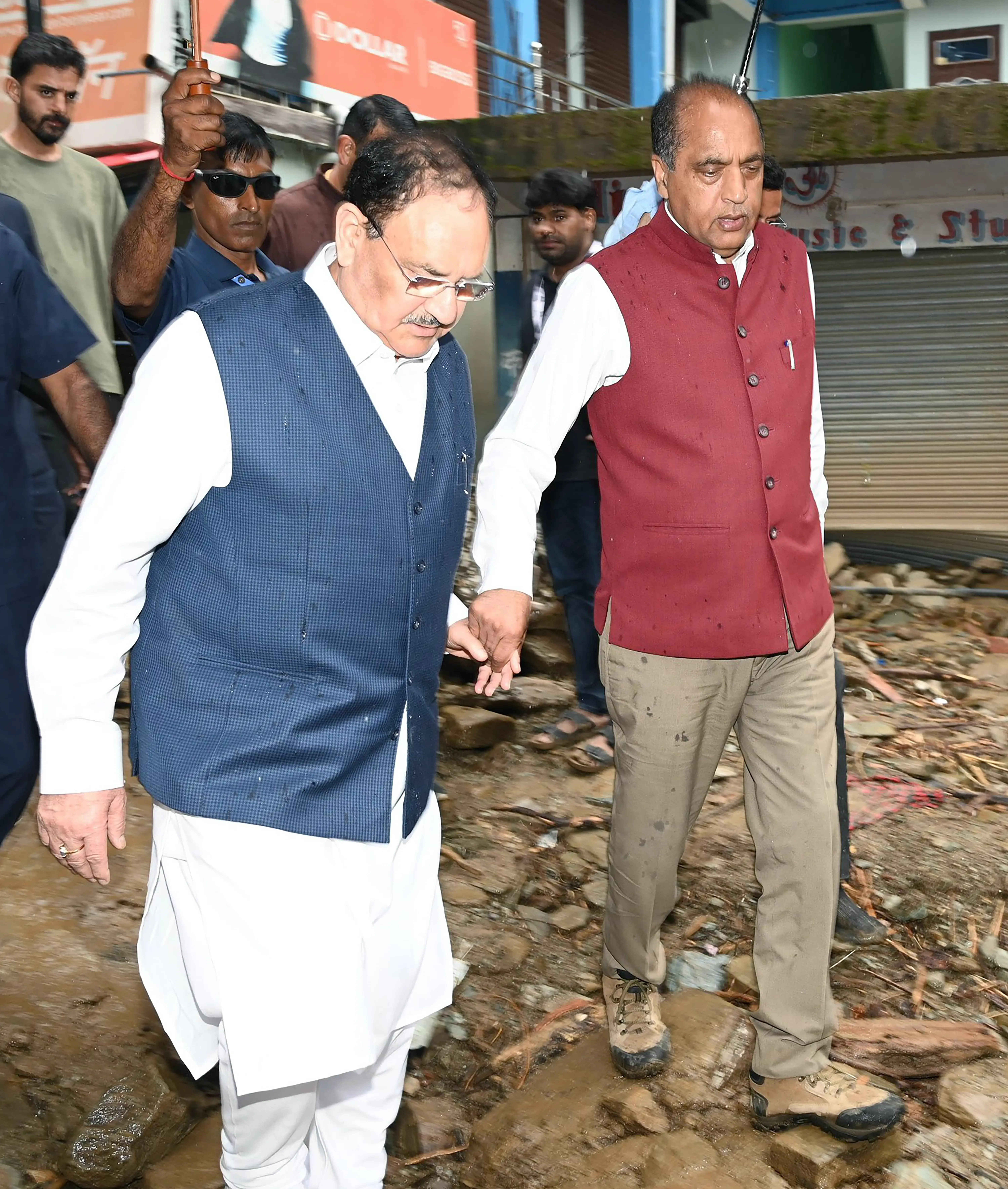 क्या जेपी नड्डा ने मंडी के आपदा प्रभावित क्षेत्रों का दौरा किया? केंद्र सरकार हमेशा हिमाचल प्रदेश के साथ है