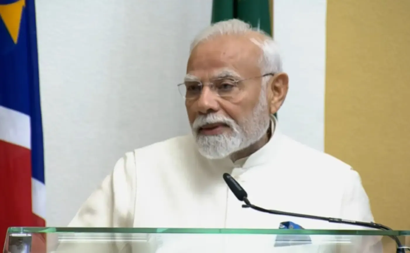 क्या जिनके पास कुछ नहीं है, उनके पास संविधान की गारंटी है? : पीएम मोदी