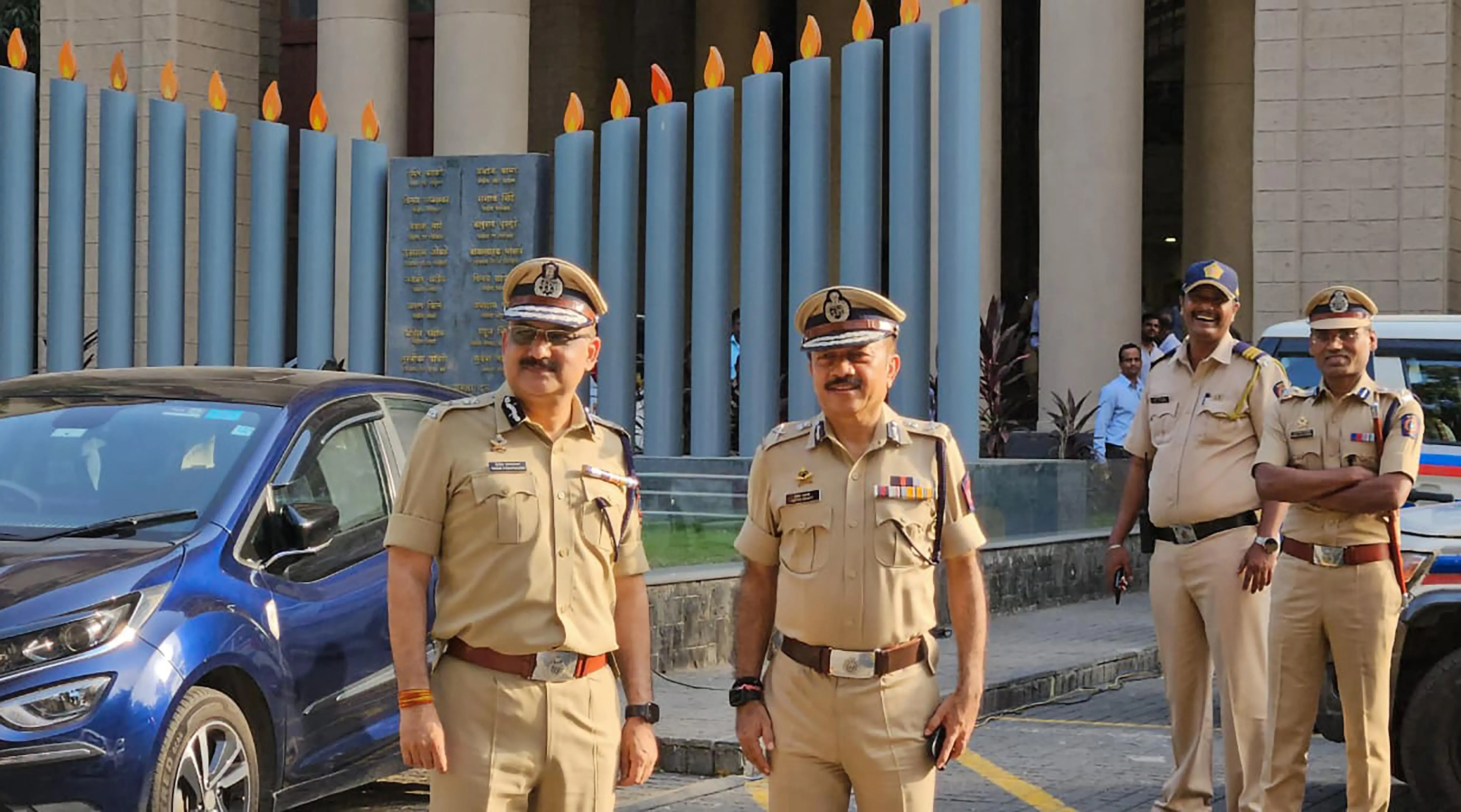 क्या मुंबई पुलिस की रडार पर फर्जी विधायक देवांग दवे हैं?