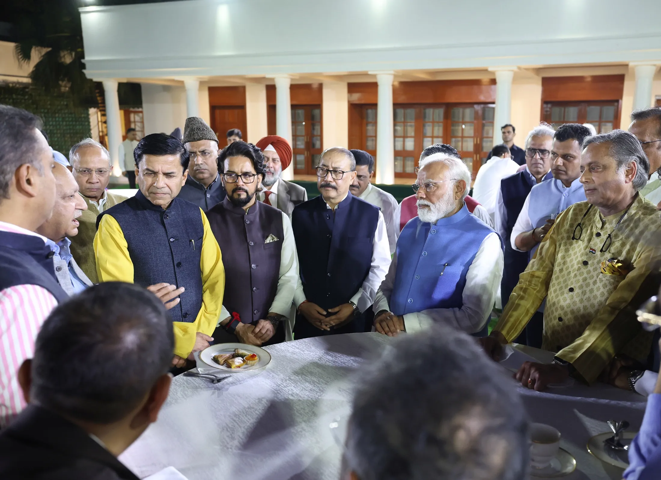 Does a united India convey a strong message against terrorism?