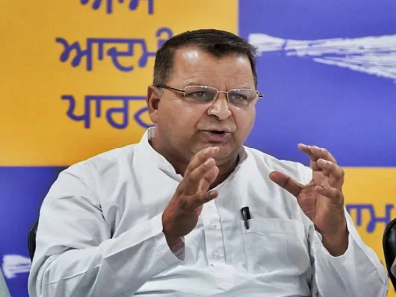 AAP Rejects Central Government's Decision to Change Advisor Role to Chief Secretary in Chandigarh
