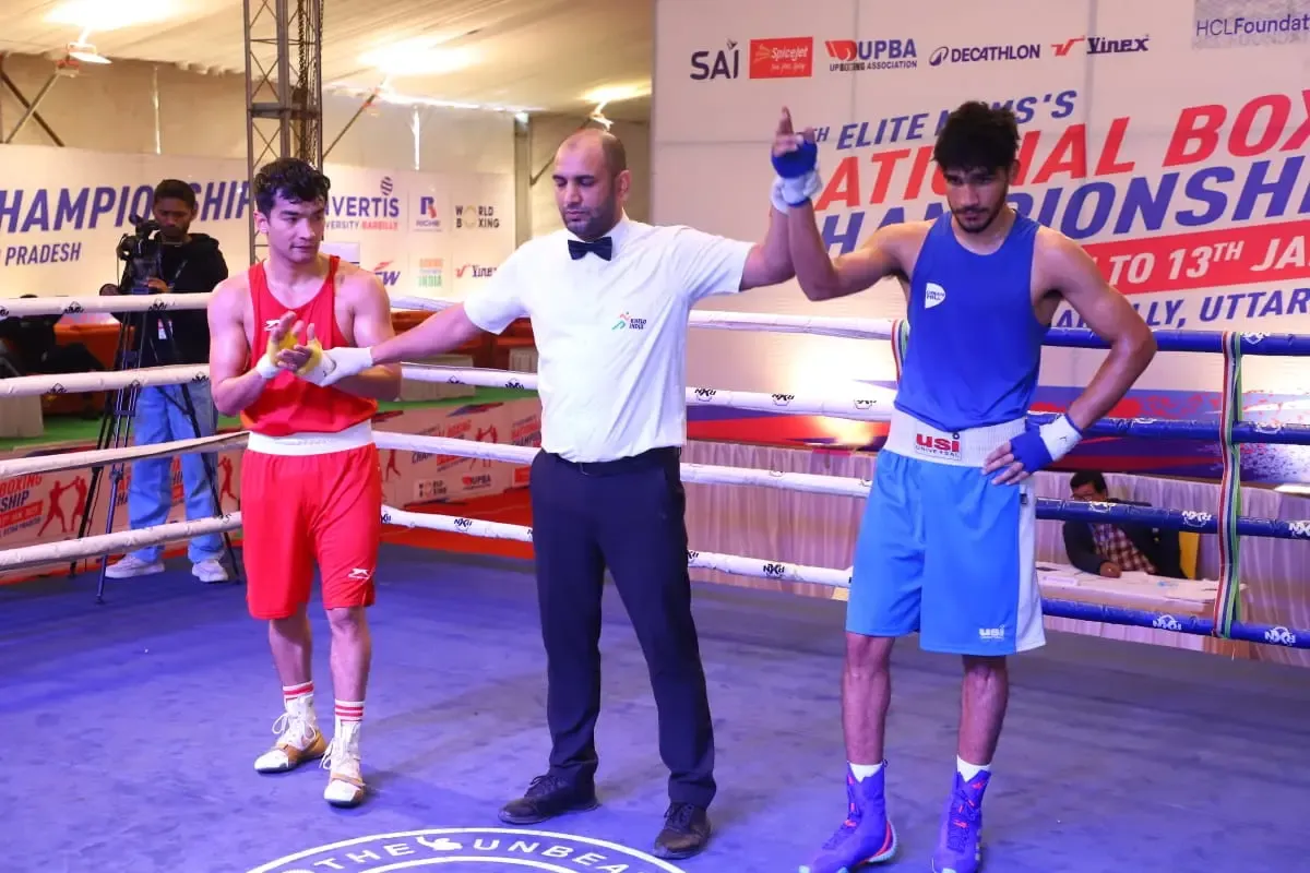 Abhinash Jamwal Stuns Shiva Thapa to Secure Spot in Men's Boxing Nationals Final