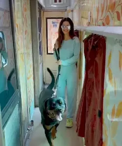 Vedhika Shares Her Journey of Taking Her Dog to Kashmir for Snow