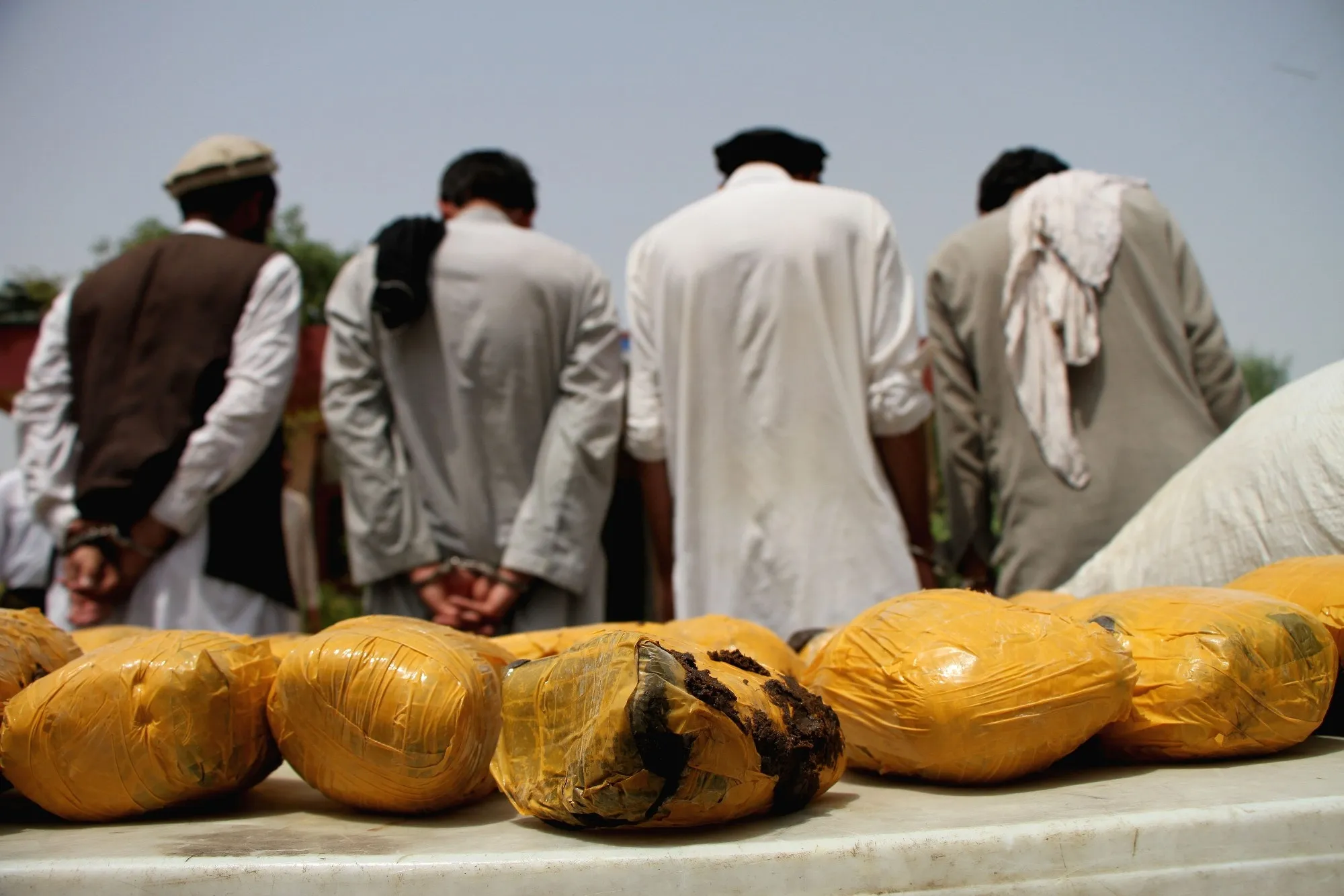 Afghan Authorities Seize 43 kg of Illegal Drugs, Arrest One Smuggler
