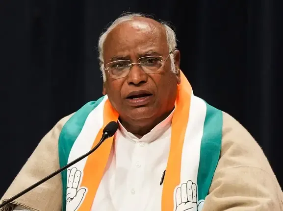 How Will Kharge Strengthen Congress in Rajasthan After the 'Save Constitution' Rally?