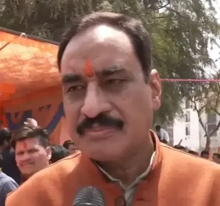 क्या पूरा राष्ट्र अहमदाबाद विमान हादसे के पीड़ित परिजनों के साथ खड़ा है? : विनोद बंसल