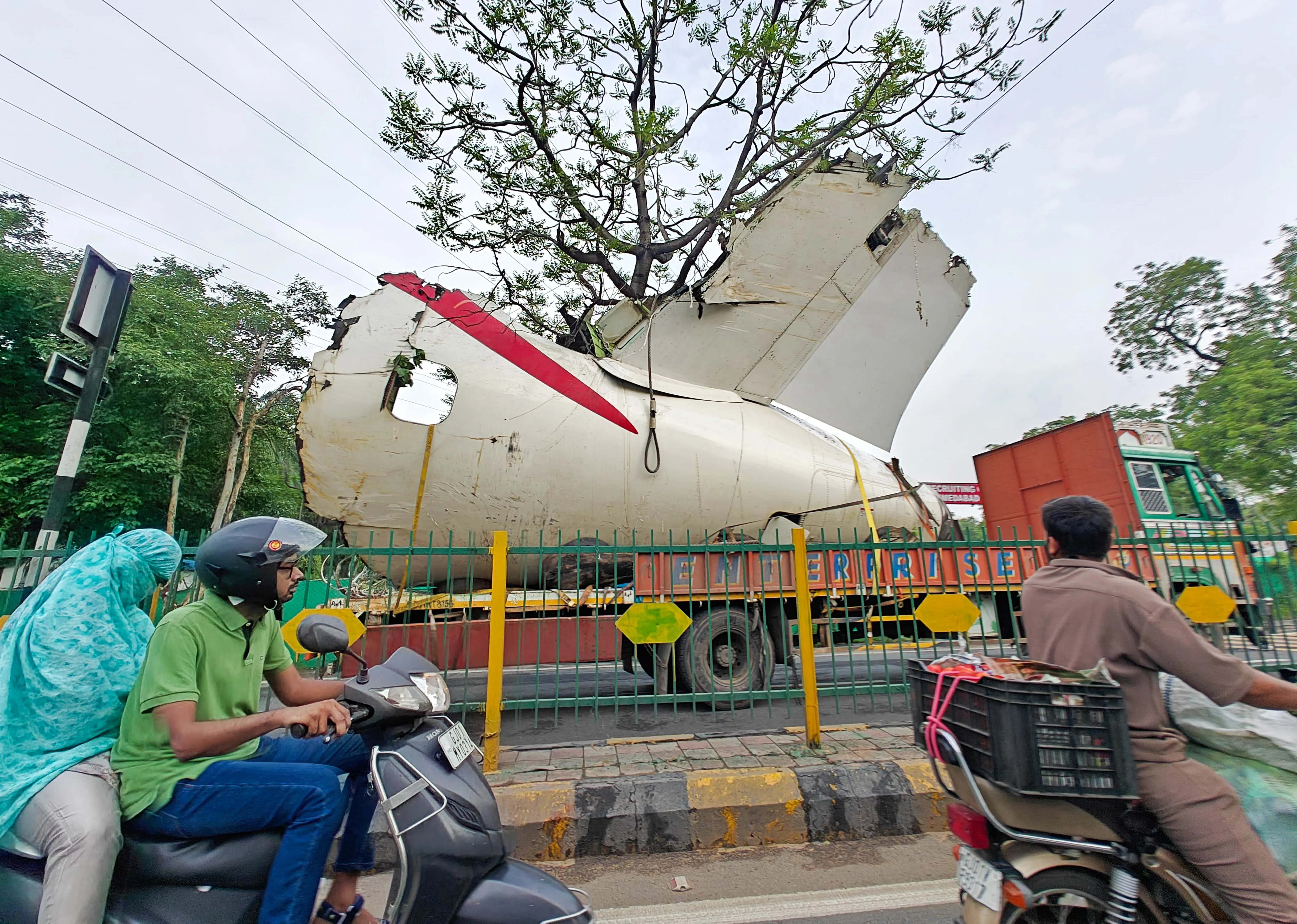 What Are the Key Findings from the AAIB Preliminary Report on the Air India Ahmedabad Crash?
