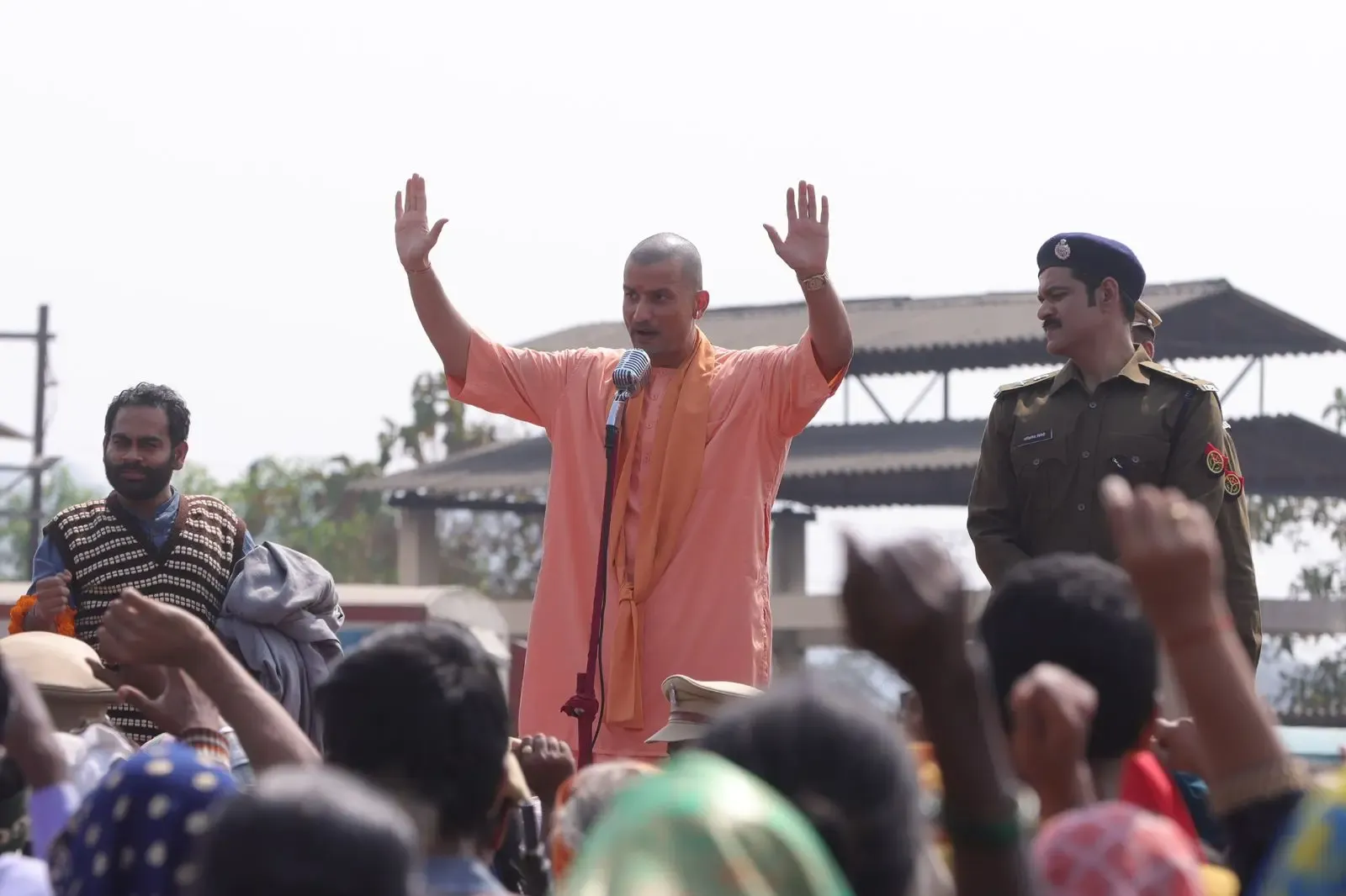 क्या ‘अजेय : द अनटोल्ड स्टोरी ऑफ योगी’ का टीजर दर्शाता है ‘निर्भीक योगी’ की अनकही कहानी?