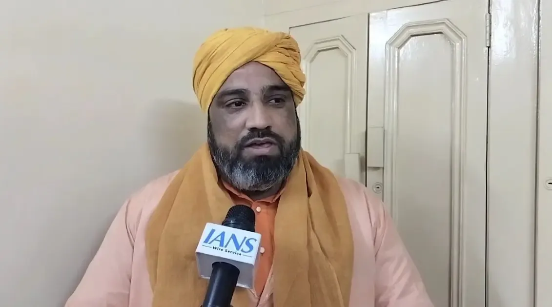 Ajmer Shrine Official Criticizes Owaisi for Remarks on PM Modi's Chadar Offering