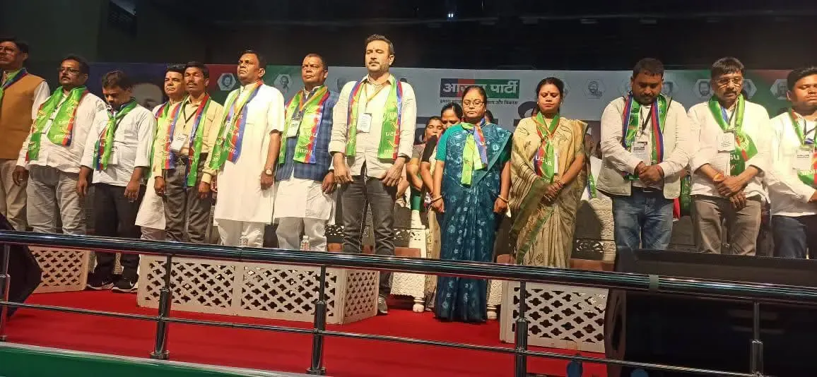 क्या आजसू ने 40वां स्थापना दिवस मनाते हुए हेमंत सोरेन सरकार पर हमला किया?