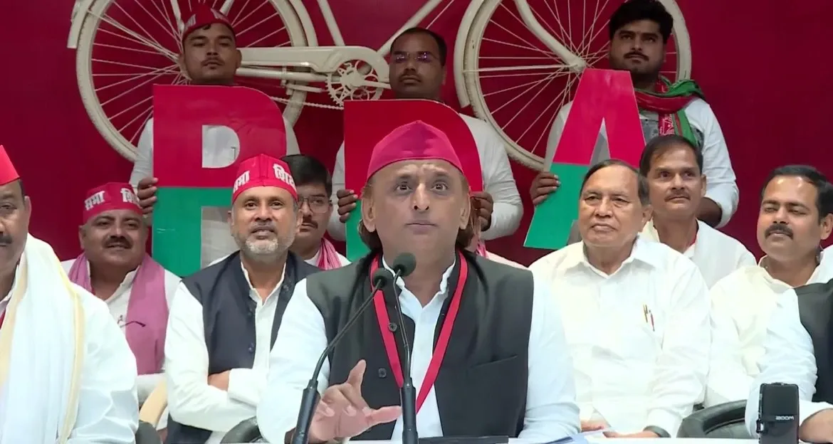 Did Akhilesh Yadav Accuse BJP of Extortion Over Rs 8 Lakh Challan?