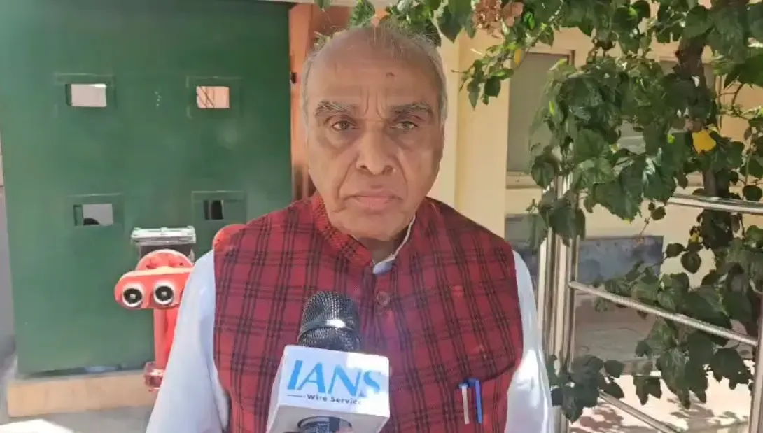 Akhilesh Yadav Needs to Review Our Findings: Pal Critiques SP Leader's Opposition to Waqf Bill