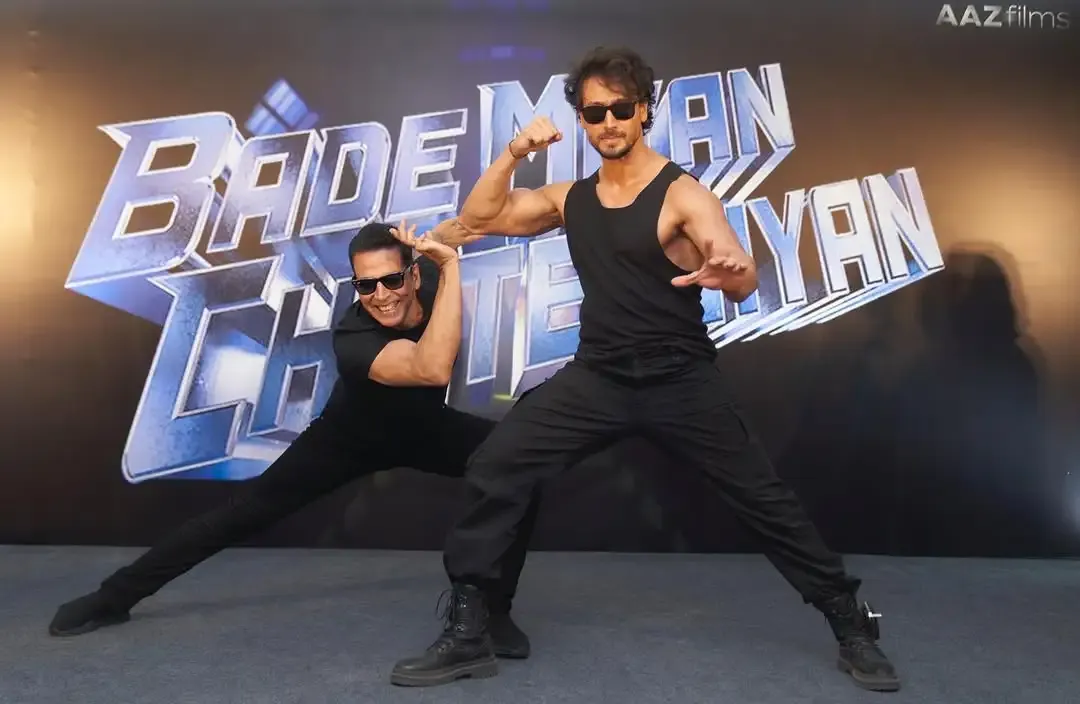 Did Akshay Kumar Become a Cheerleader for Tiger Shroff?