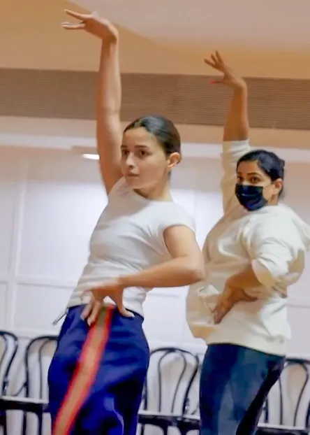 Did Alia Bhatt Just Relive the Magic of ‘Dhindhora Baje Re’?