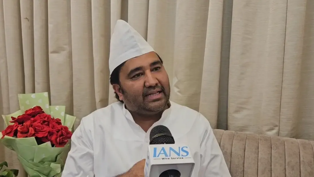 All India Sufi Board's Haji Arfat Shaikh Supports Waqf Bill, Encourages Muslims to Stay Informed