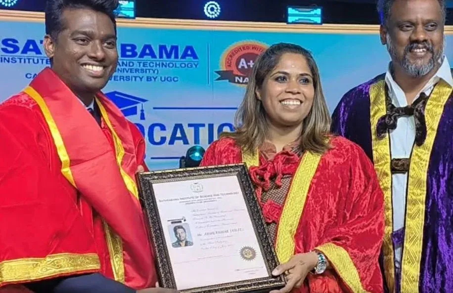 Did Allu Arjun Congratulate Atlee on His Honorary Doctorate?