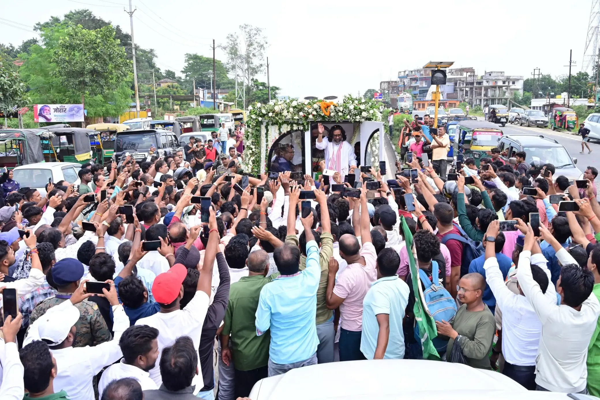क्या अलविदा कह गए दिशोम गुरु शिबू सोरेन? झारखंड आंदोलन के नायक पंचतत्व में विलीन