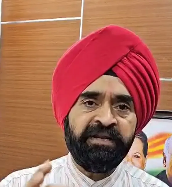 क्या अमेरिका के टैरिफ अटैक पर सपरा का यह तंज सही है? यह सरकार की विदेश नीति की विफलता है
