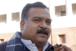 क्या अमेरिकी टैरिफ ने भारतीय राजनीति में हलचल मचा दी?