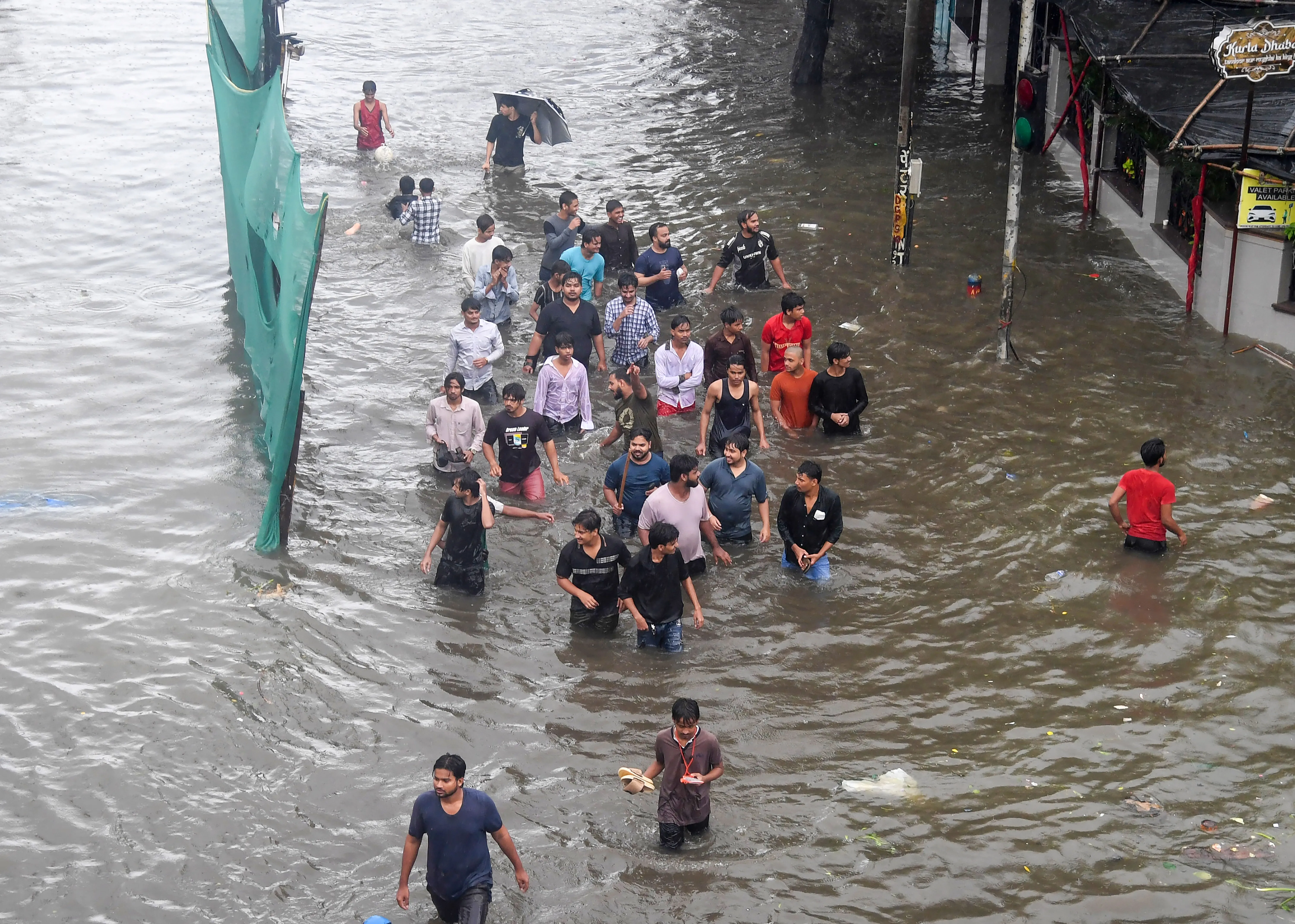 What Actions is CM Fadnavis Taking Amid Maharashtra's Heavy Rains?