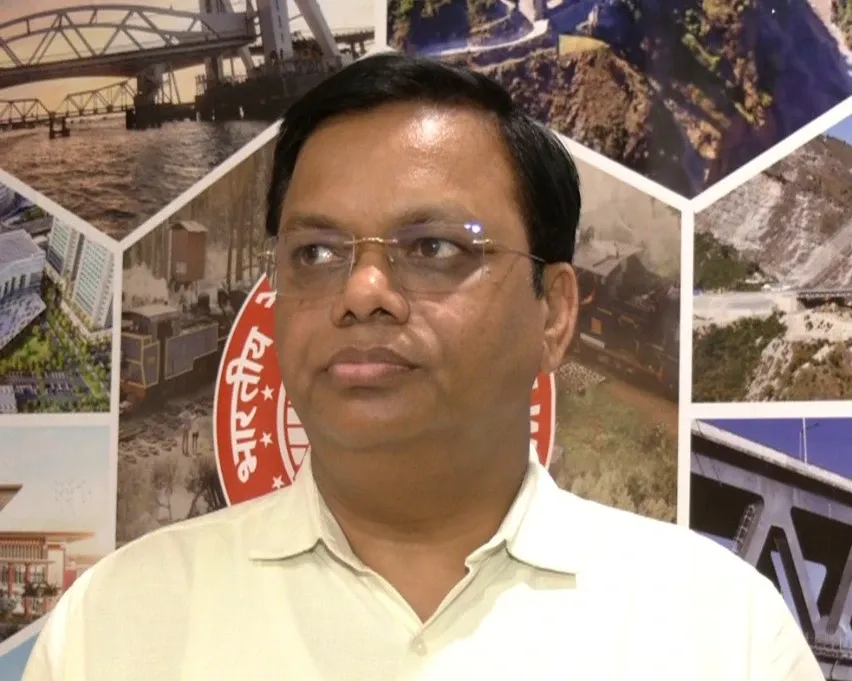 What is the Amrit Bharat scheme and how will it transform railway stations on May 22?