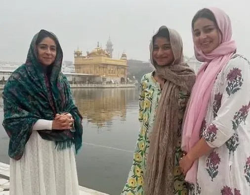 Ananya Panday Visits the Golden Temple with Her Family for Blessings