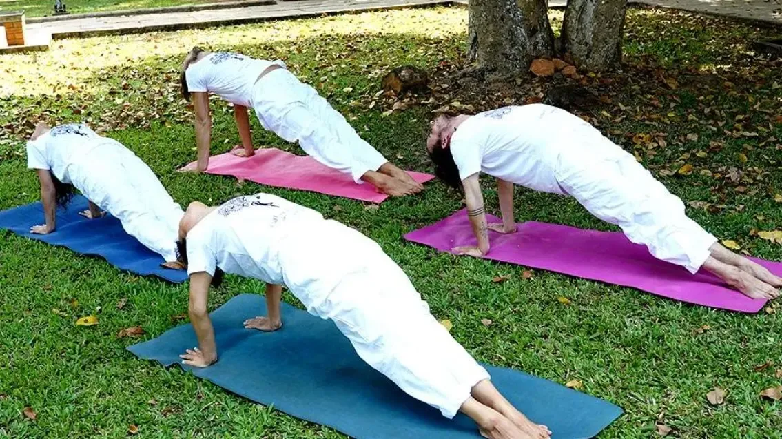 क्या आप तनाव दूर करना और शरीर को मजबूत बनाना चाहते हैं? जानिए पूर्वोत्तानासन का आसान तरीका!