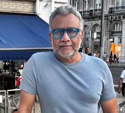 Is Anubhav Sinha Reflecting on 20 Years of ‘Dus’?