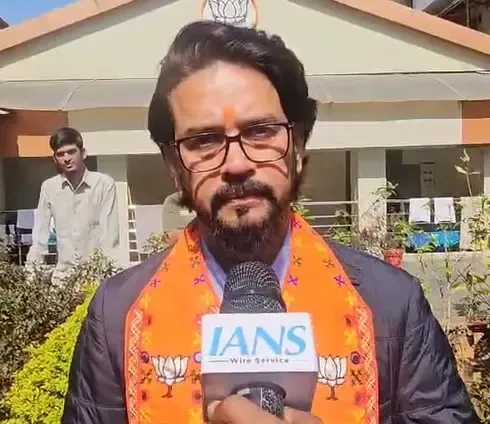 Anurag Thakur Celebrates BJP's Win in Delhi, Critiques Kejriwal's Promises
