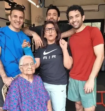Archana Puran Singh Caught in the ‘Baap vs Bete’ Gym Showdown