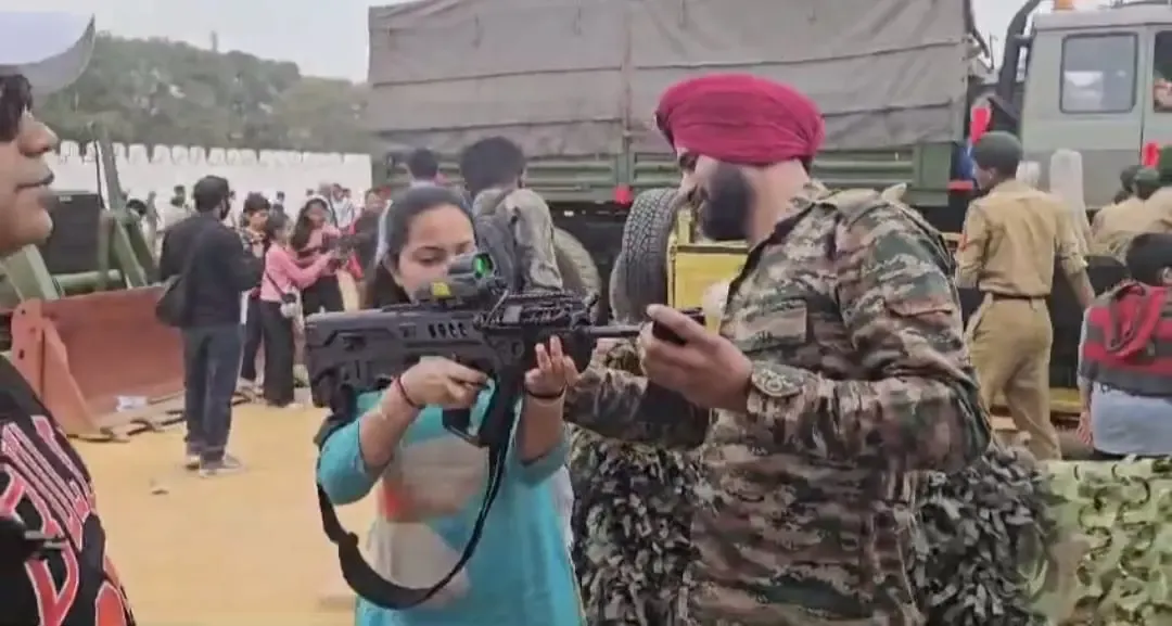 Bengaluru's Army Day Mela 2025: A Hands-On Experience with Indian Soldiers and Weaponry