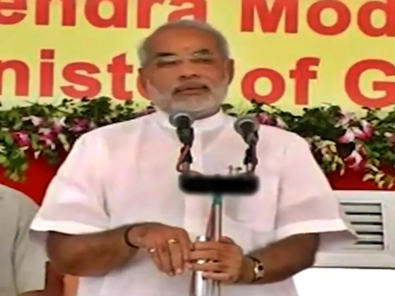 India Surpasses 100 GW Solar Capacity; Modi's 2006 Speech Resurfaces